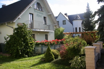 Terrasse Wohnung Elisabeth und Balkon Wohnung Elfriede